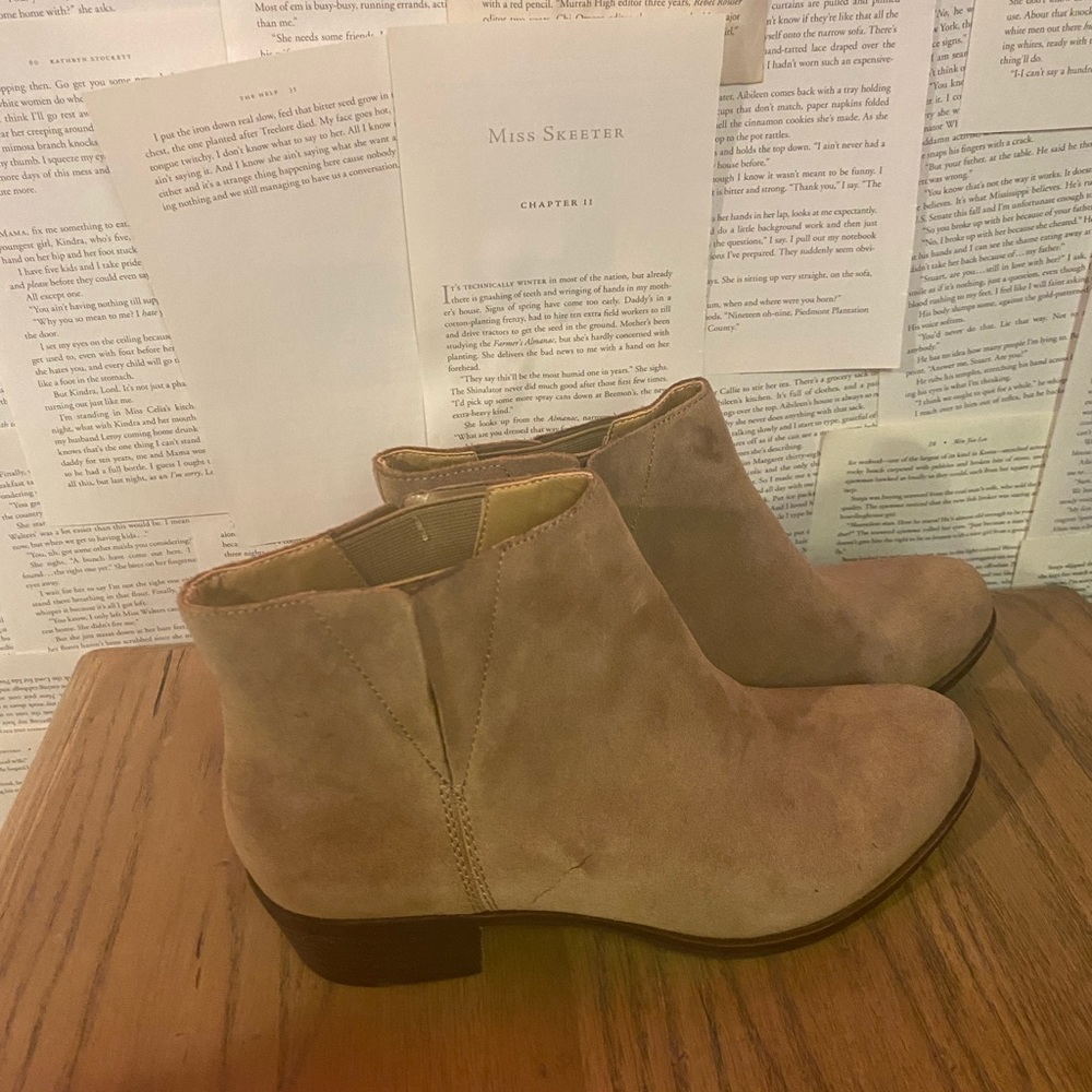 Lucky brand boots, new without tags